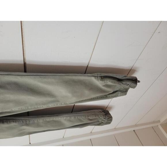 American Eagle Outfitters size 000 x-short army green relaxed mom jogger pants - Picture 2 of 6